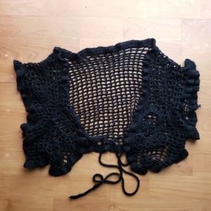 Crochet knit short vest